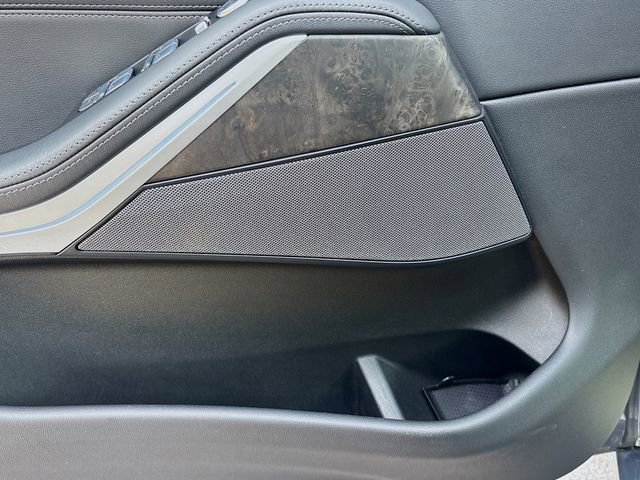 Used 2024 BMW X7 xDrive40i w/ Executive Package image 25