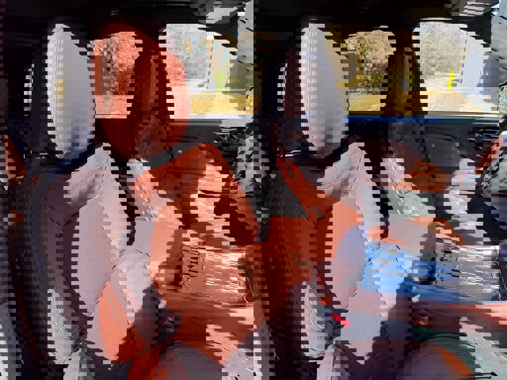 New 2026 Lincoln Aviator Reserve w/ Luxury Package image 28