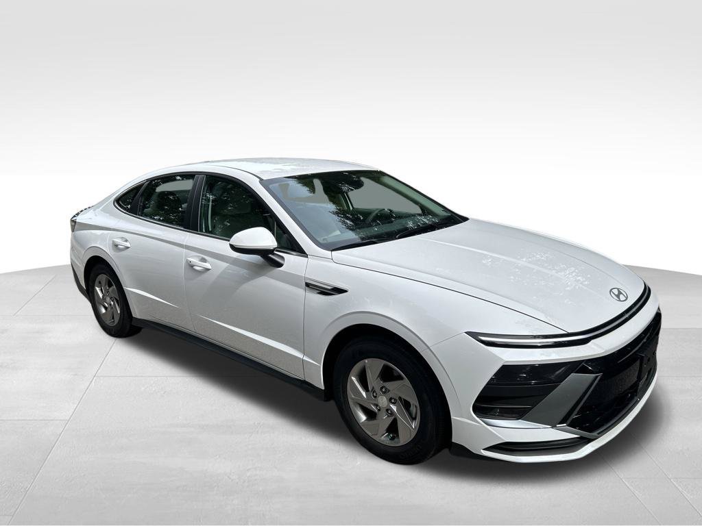 Certified 2026 Hyundai Sonata SE FWD image 8