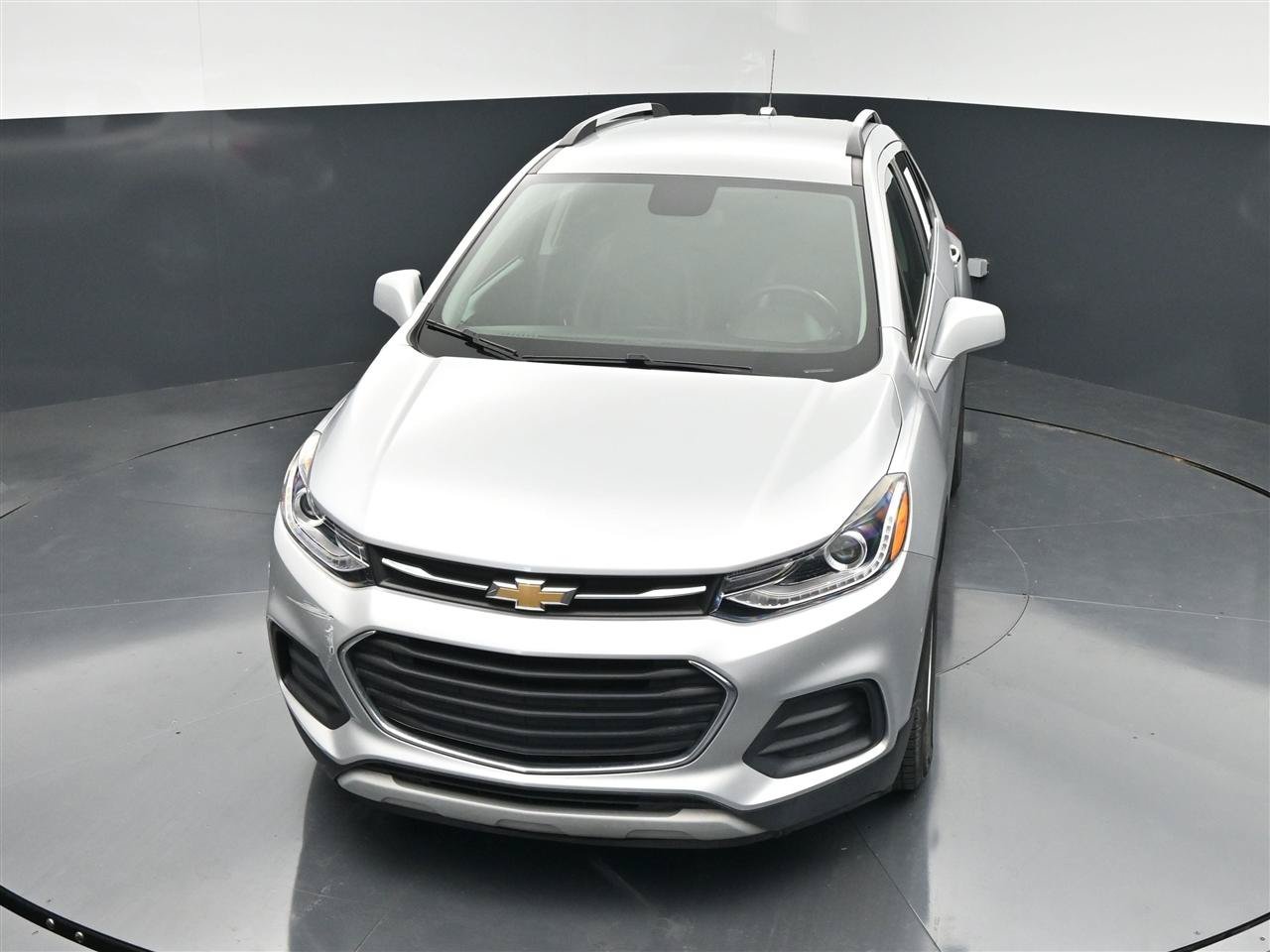 Used 2018 Chevrolet Trax LT w/ LT Convenience Package FWD image 20
