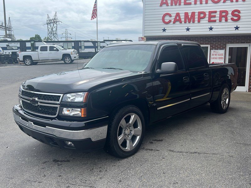 Used 2006 Chevrolet Silverado 1500 LT w/ Light Duty Power Package