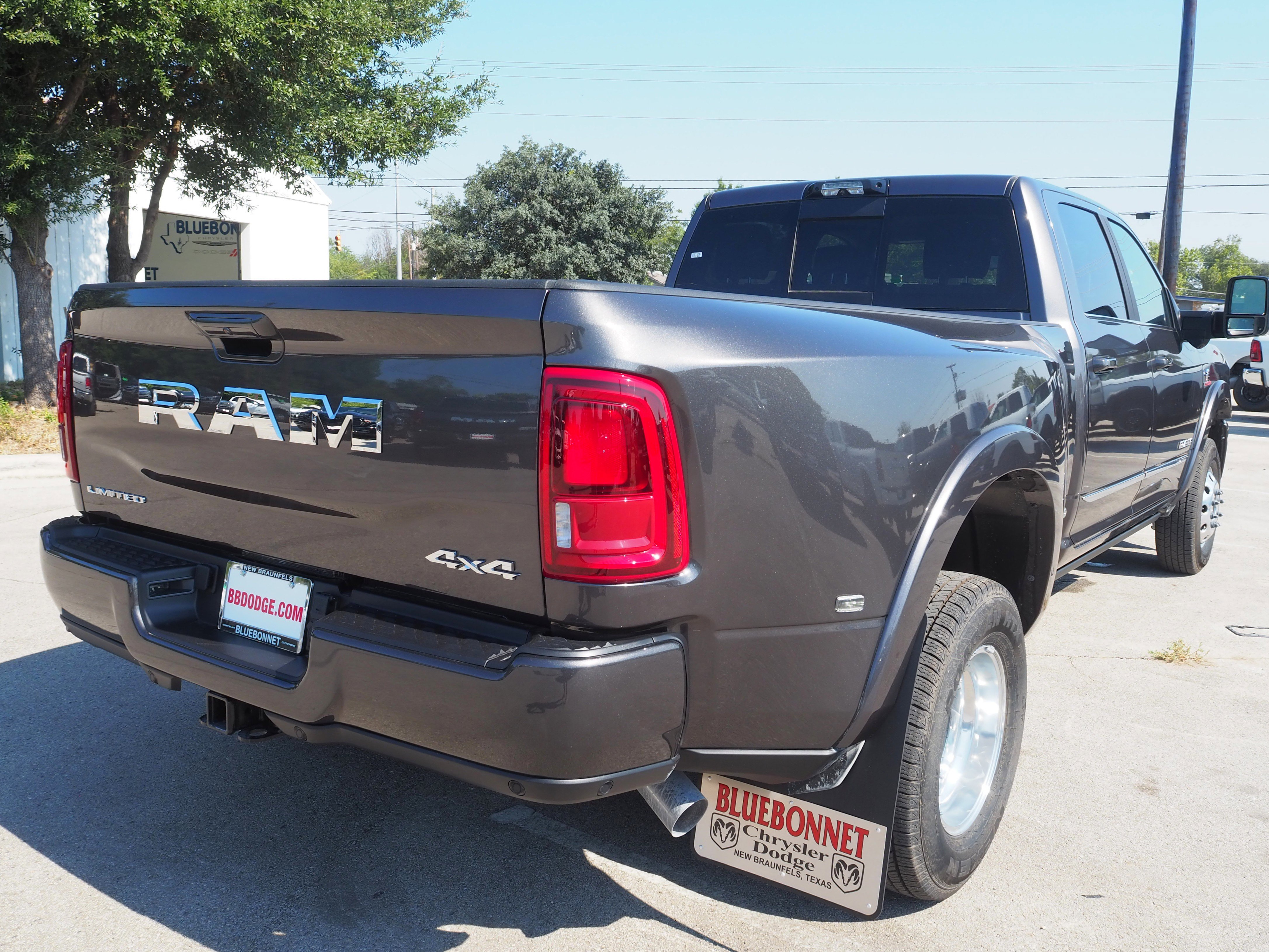 New 2026 RAM 3500 Limited image 7