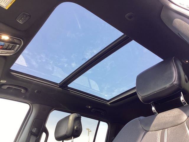 Used 2022 Jeep Wagoneer Series III w/ Premium Group I image 23