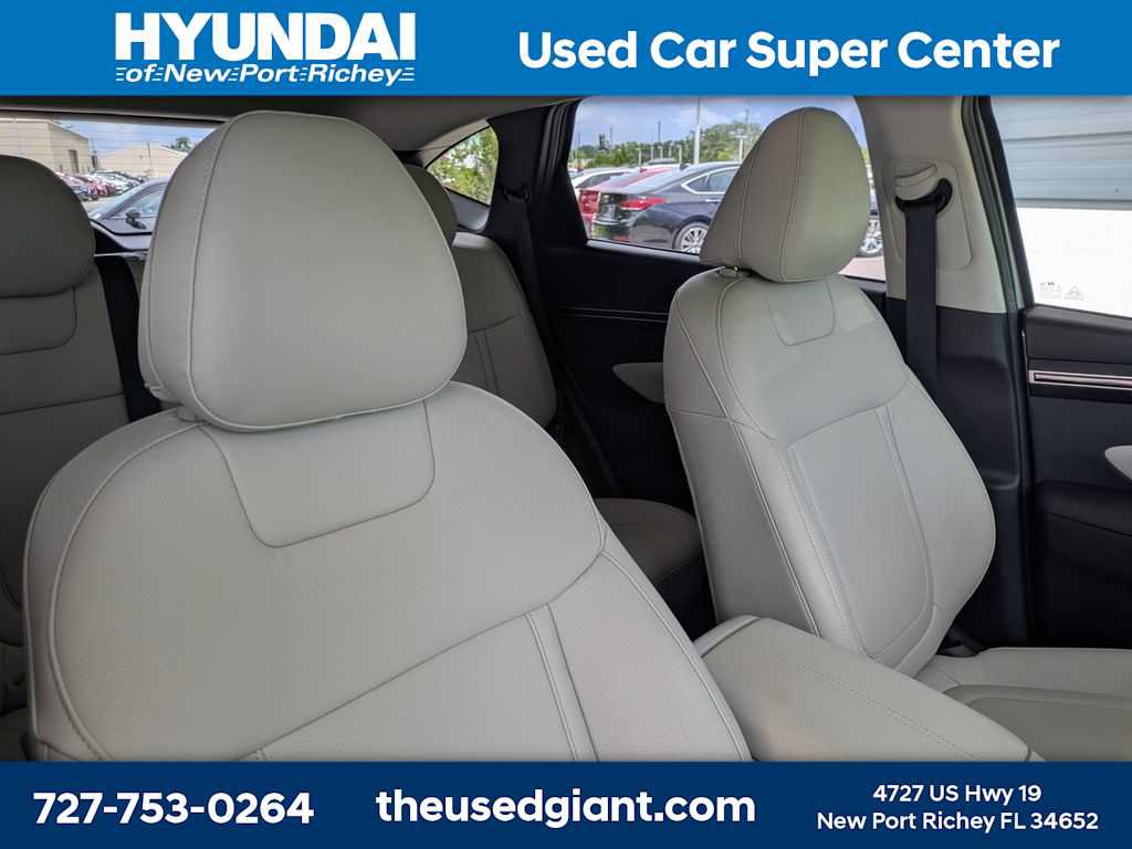 Certified 2024 Hyundai Tucson SEL w/ Convenience Package FWD image 6