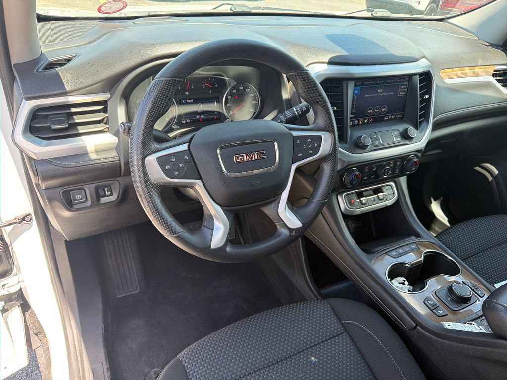 Used 2021 GMC Acadia SLE w/ Driver Convenience Package AWD/4WD image 16