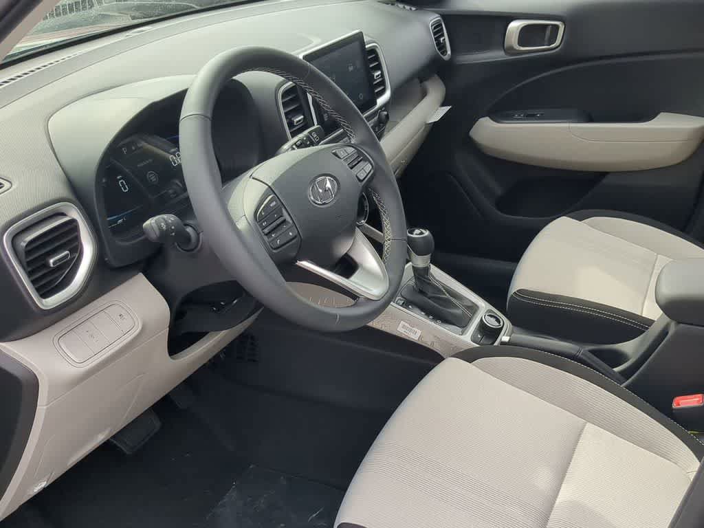 New 2026 Hyundai Venue SEL FWD image 15