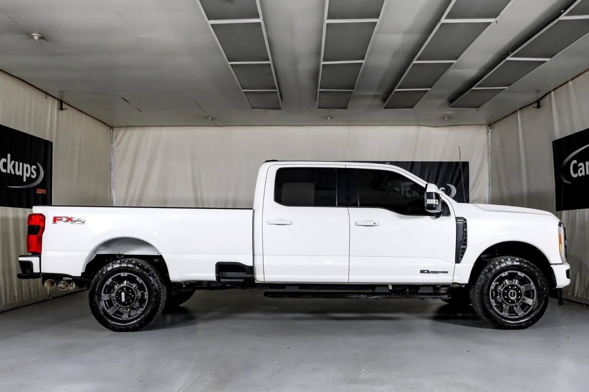 Used 2023 Ford F350 Lariat w/ Lariat Ultimate Package AWD/4WD image 5