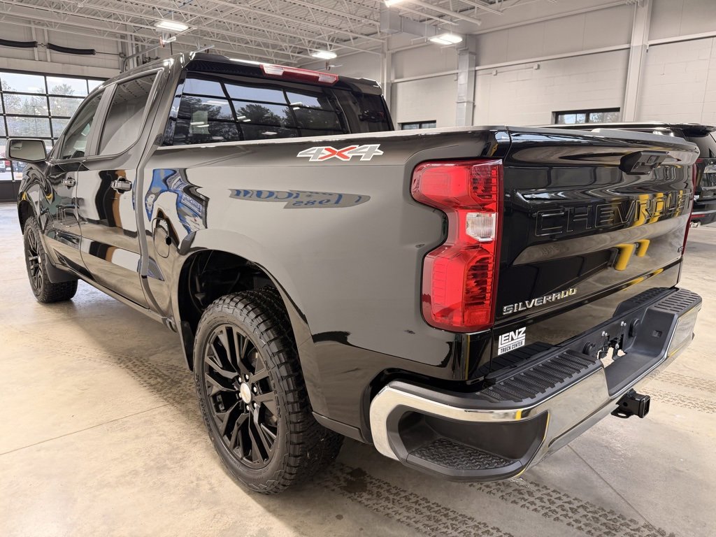 Used 2025 Chevrolet Silverado 1500 LT image 5