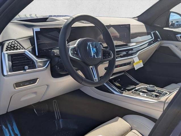 New 2026 BMW X7 M60i w/ Executive Package AWD/4WD image 3