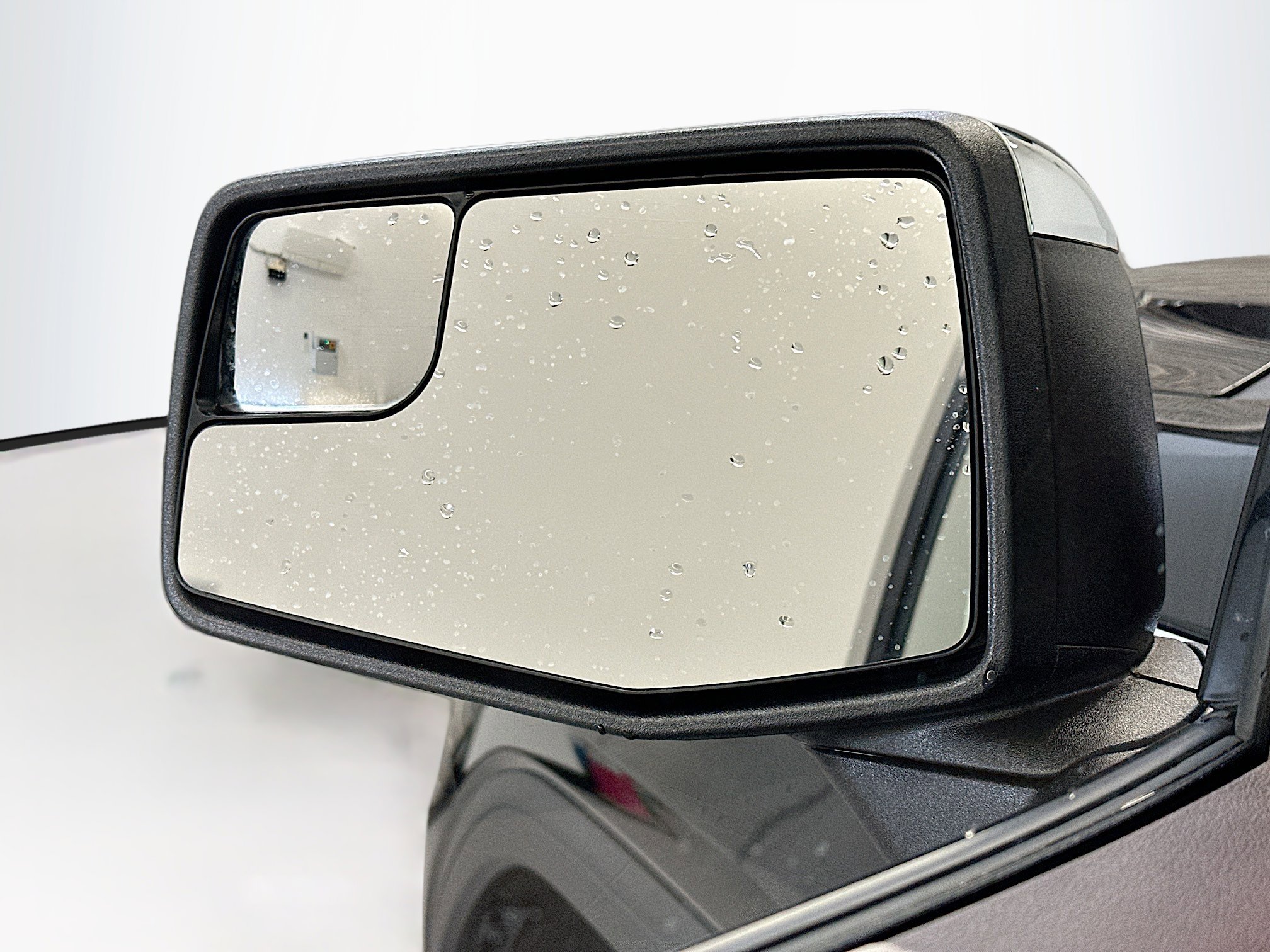 Used 2024 GMC Sierra 1500 SLE image 16