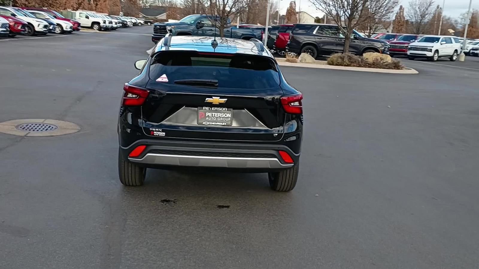 New 2026 Chevrolet Trax LT w/ Sunroof Package image 8