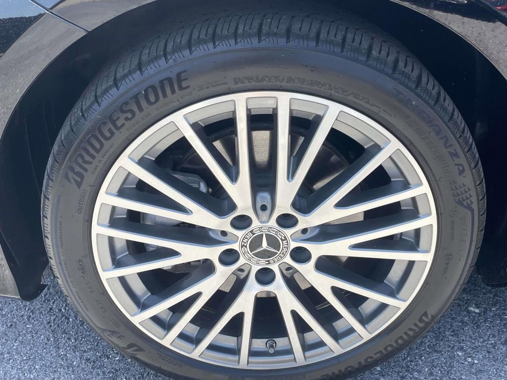 Used 2024 Mercedes-Benz CLA 250 4MATIC image 7