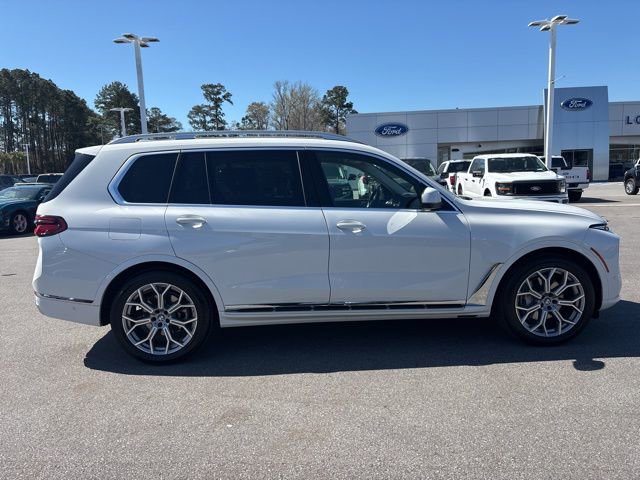 Used 2025 BMW X7 xDrive40i image 6