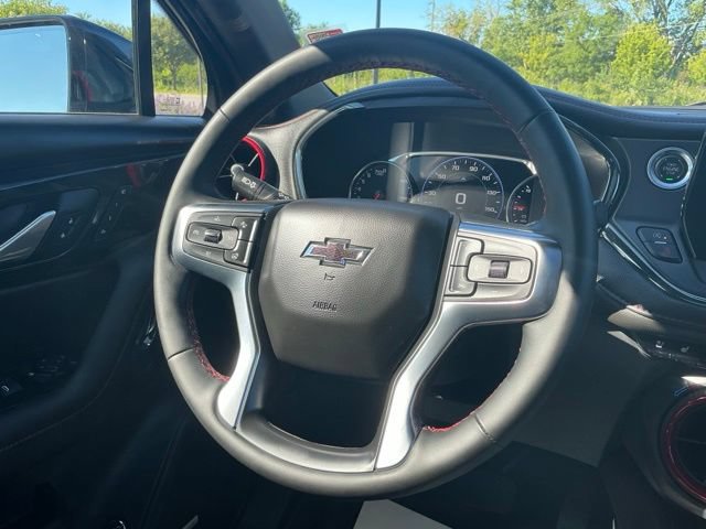 Used 2025 Chevrolet Blazer RS w/ Enhanced Convenience Package AWD/4WD image 22