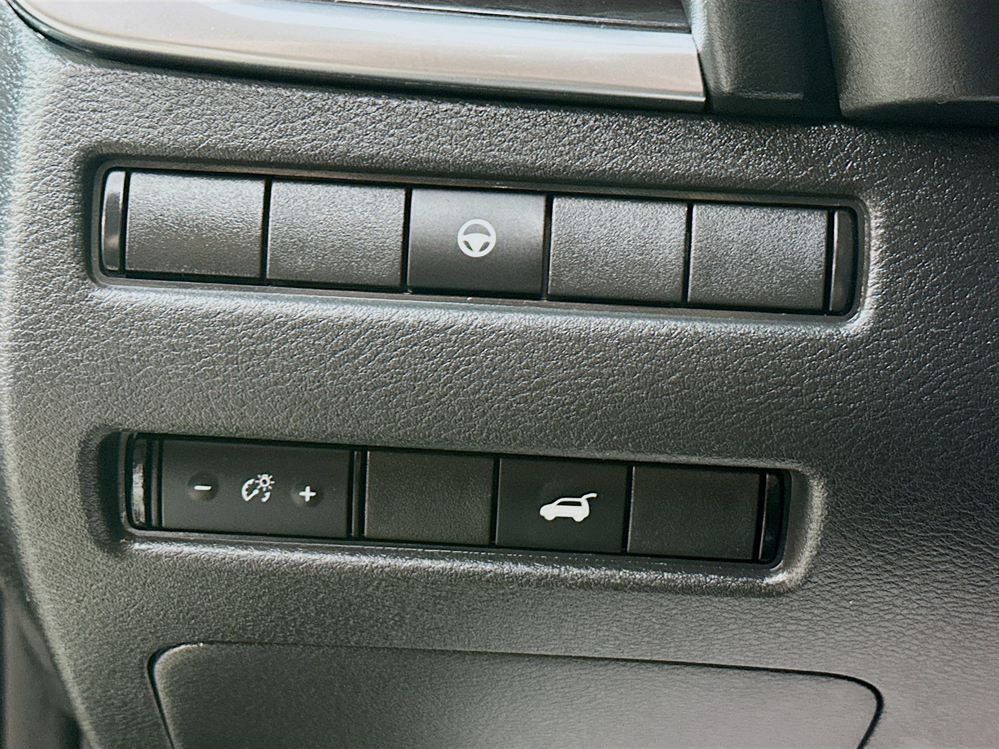 Used 2021 Nissan Rogue SL AWD/4WD image 10