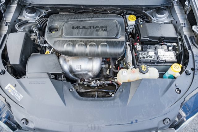 Used 2019 Jeep Cherokee Latitude Plus AWD/4WD image 19