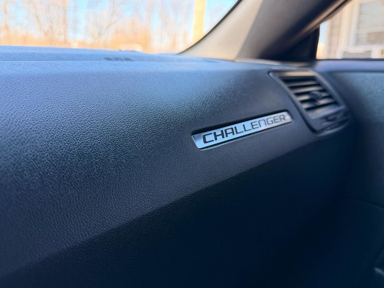 Used 2014 Dodge Challenger SXT w/ Super Sport Group (SS/T) image 30