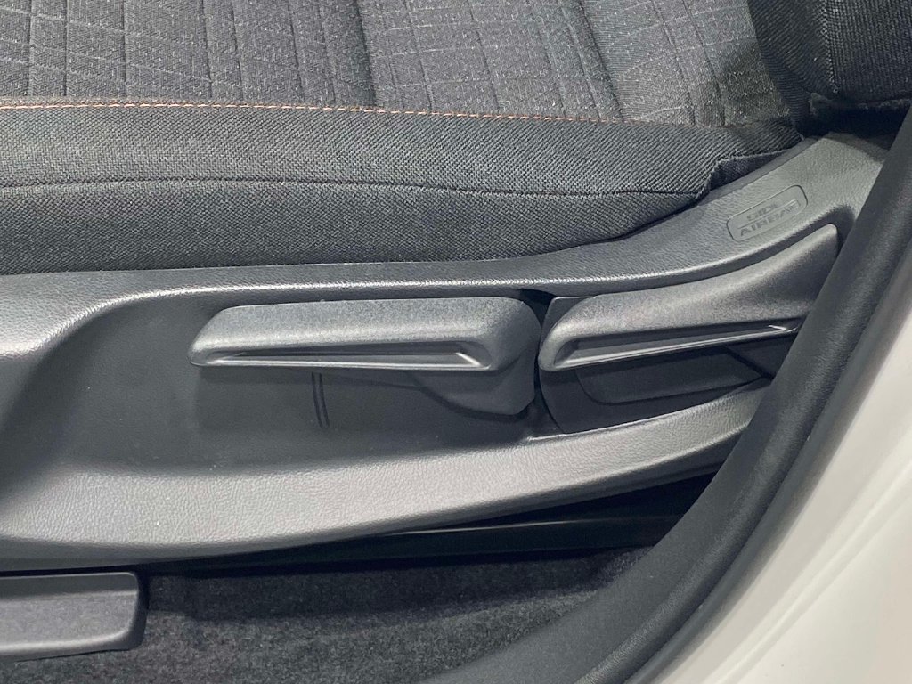 New 2026 Honda HR-V Sport image 14