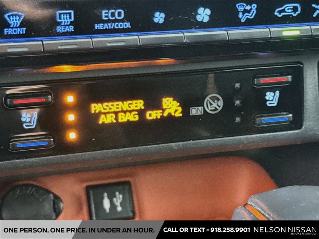 Used 2019 Toyota RAV4 Adventure w/ Cold Weather Package AWD/4WD image 19