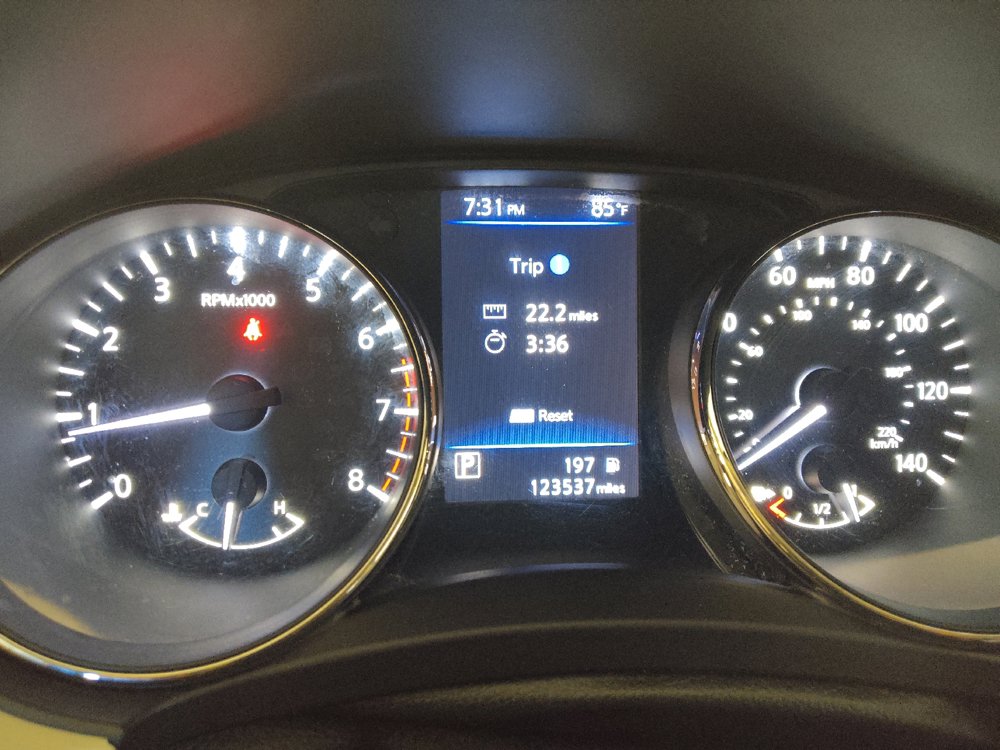 Used 2019 Nissan Rogue Sport SV FWD image 23