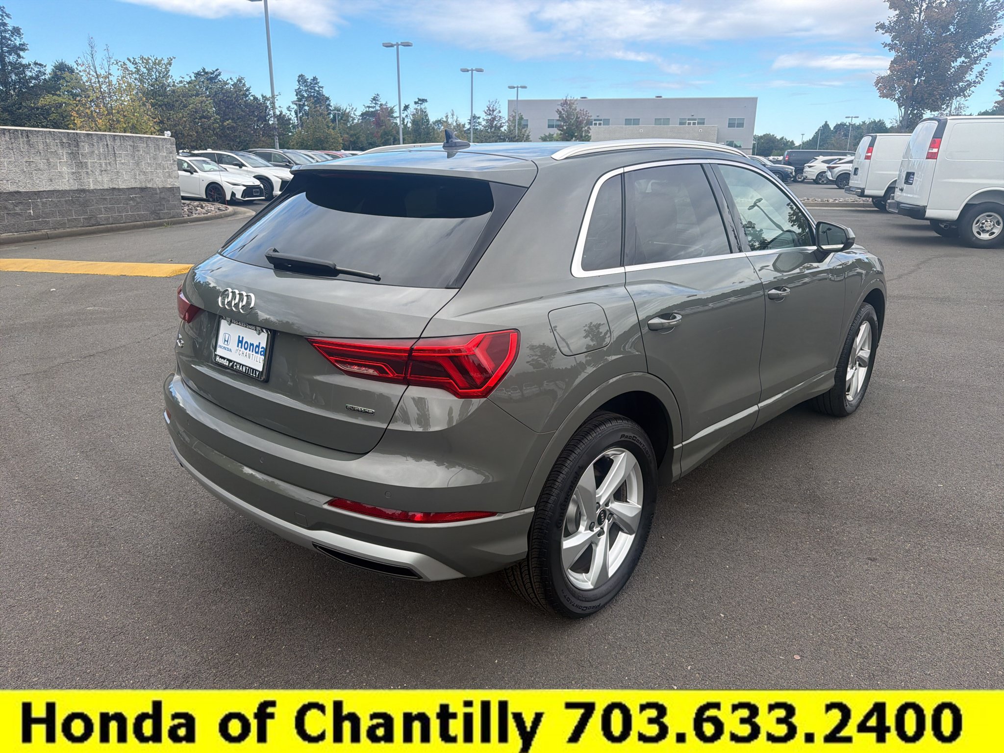 Used 2022 Audi Q3 2.0T Premium AWD/4WD image 7