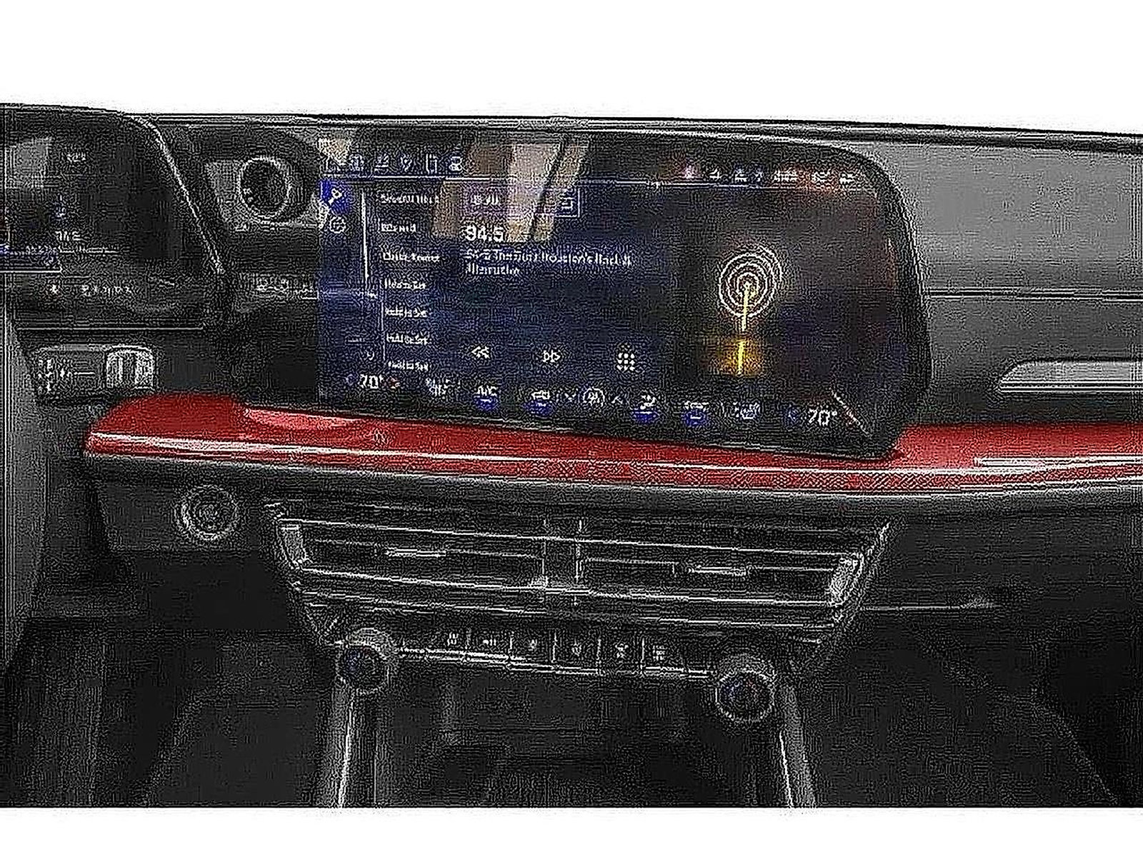 New 2027 Chevrolet Traverse Z71 w/ Enhanced Driving Package AWD/4WD image 9
