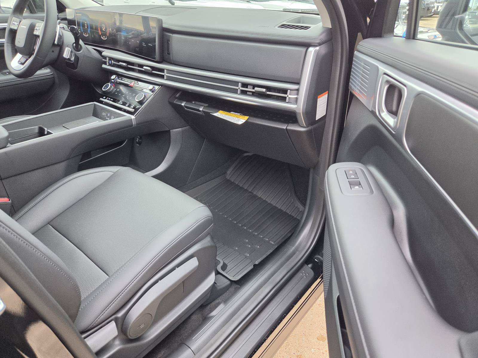 New 2027 Hyundai Santa Fe SEL FWD image 8