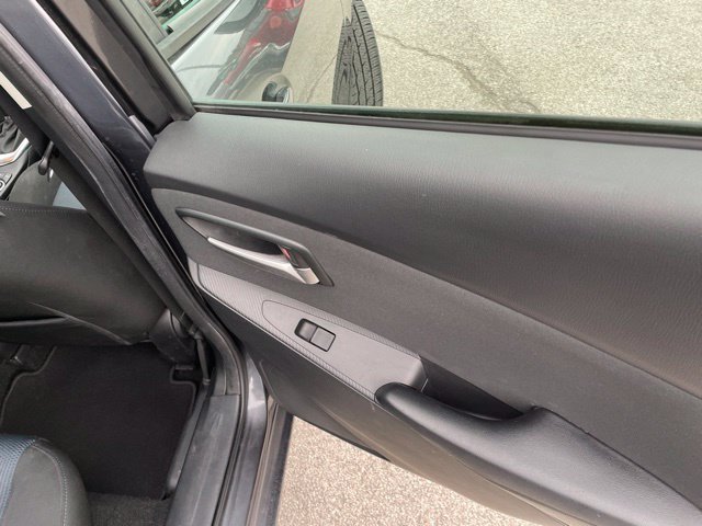 Used 2019 Toyota Yaris LE FWD image 46