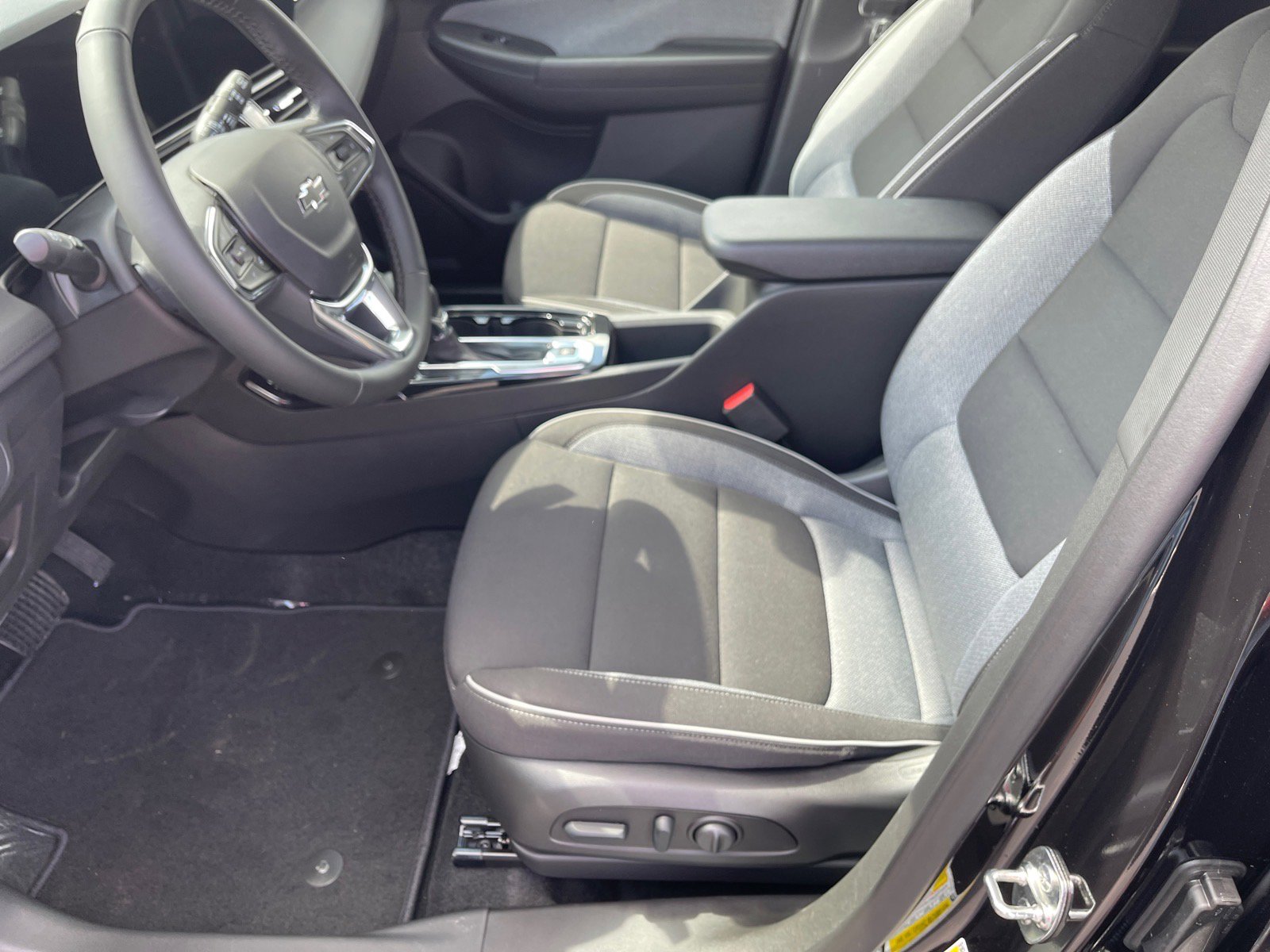 New 2026 Chevrolet TrailBlazer LT w/ Convenience Package FWD image 10