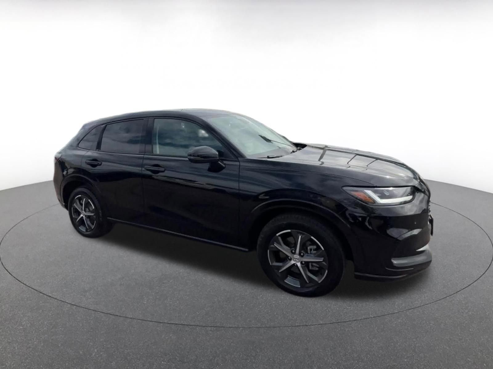 Used 2025 Honda HR-V EX-L video 2