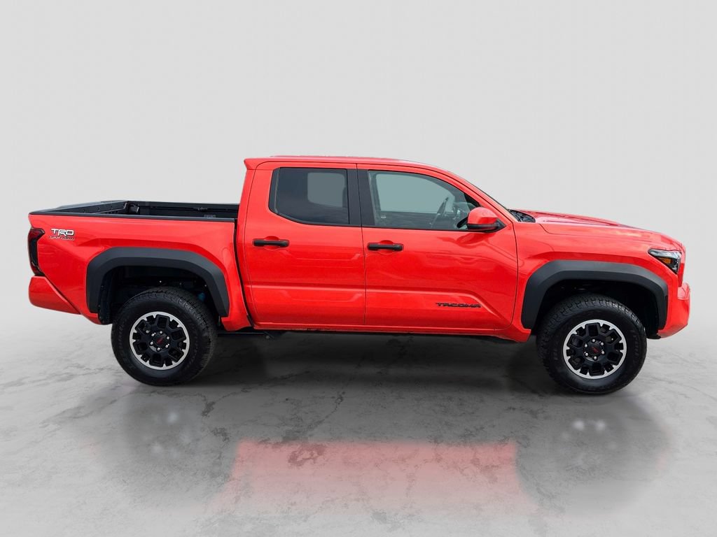 Used 2024 Toyota Tacoma TRD Off-Road AWD/4WD image 8