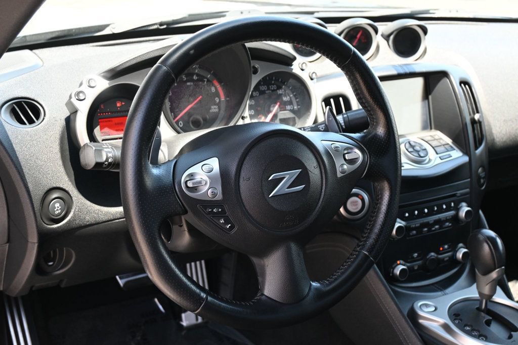 Used 2014 Nissan 370Z Touring w/ Sport Package RWD image 13