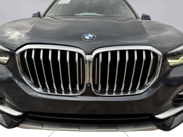 Used 2021 BMW X5 xDrive40i w/ Premium Package image 12