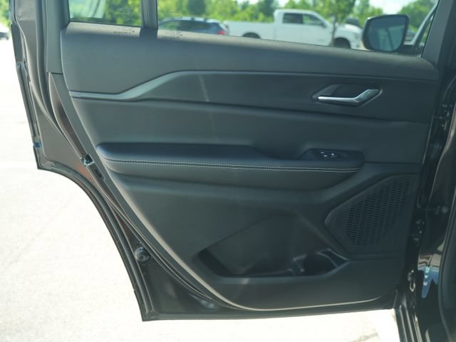 New 2026 Jeep Grand Cherokee L 4WD image 15