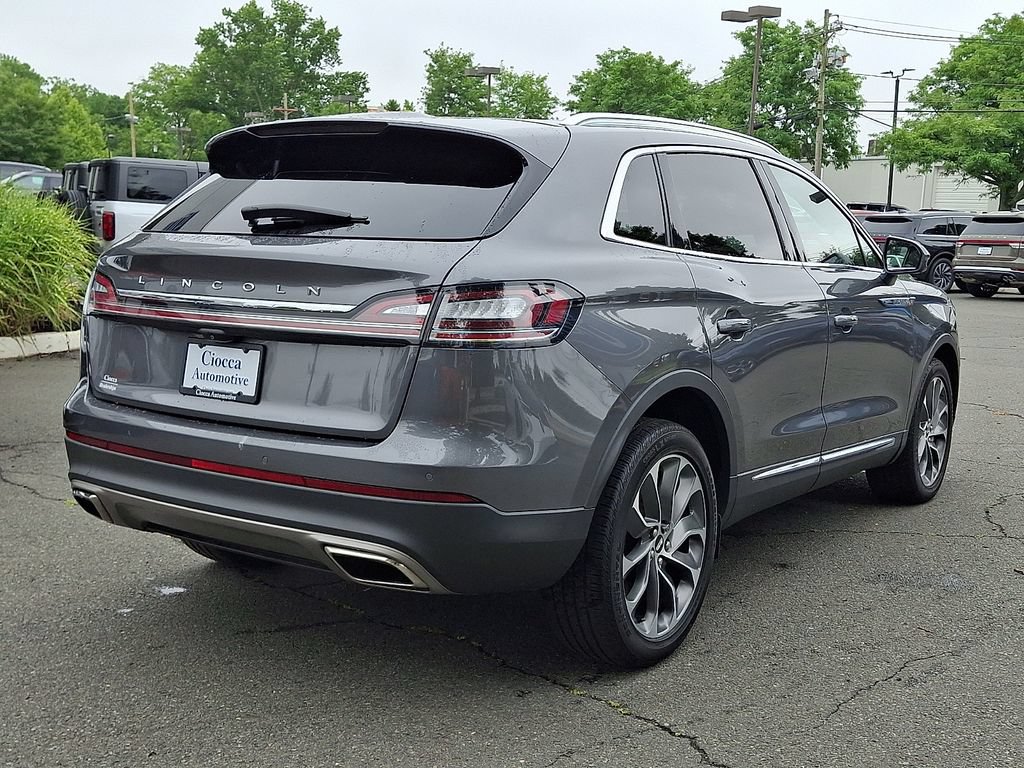 Used 2023 Lincoln Nautilus Reserve AWD/4WD image 9