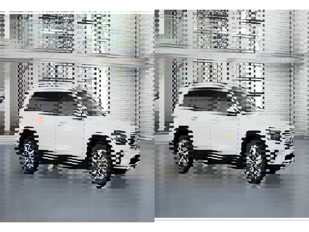 New 2026 Mercedes-Benz GLB 250 4MATIC image 13