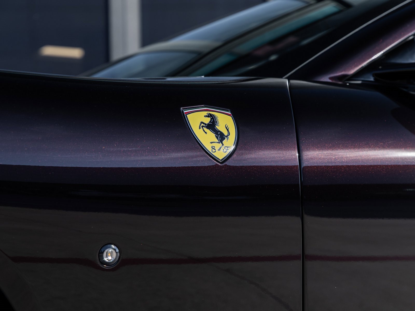 Used 2024 Ferrari Roma Spider image 17