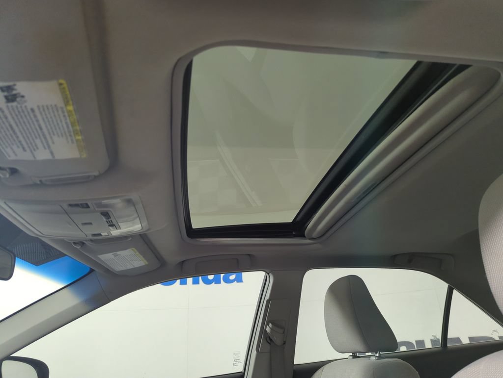 Used 2012 Toyota Camry LE FWD image 15