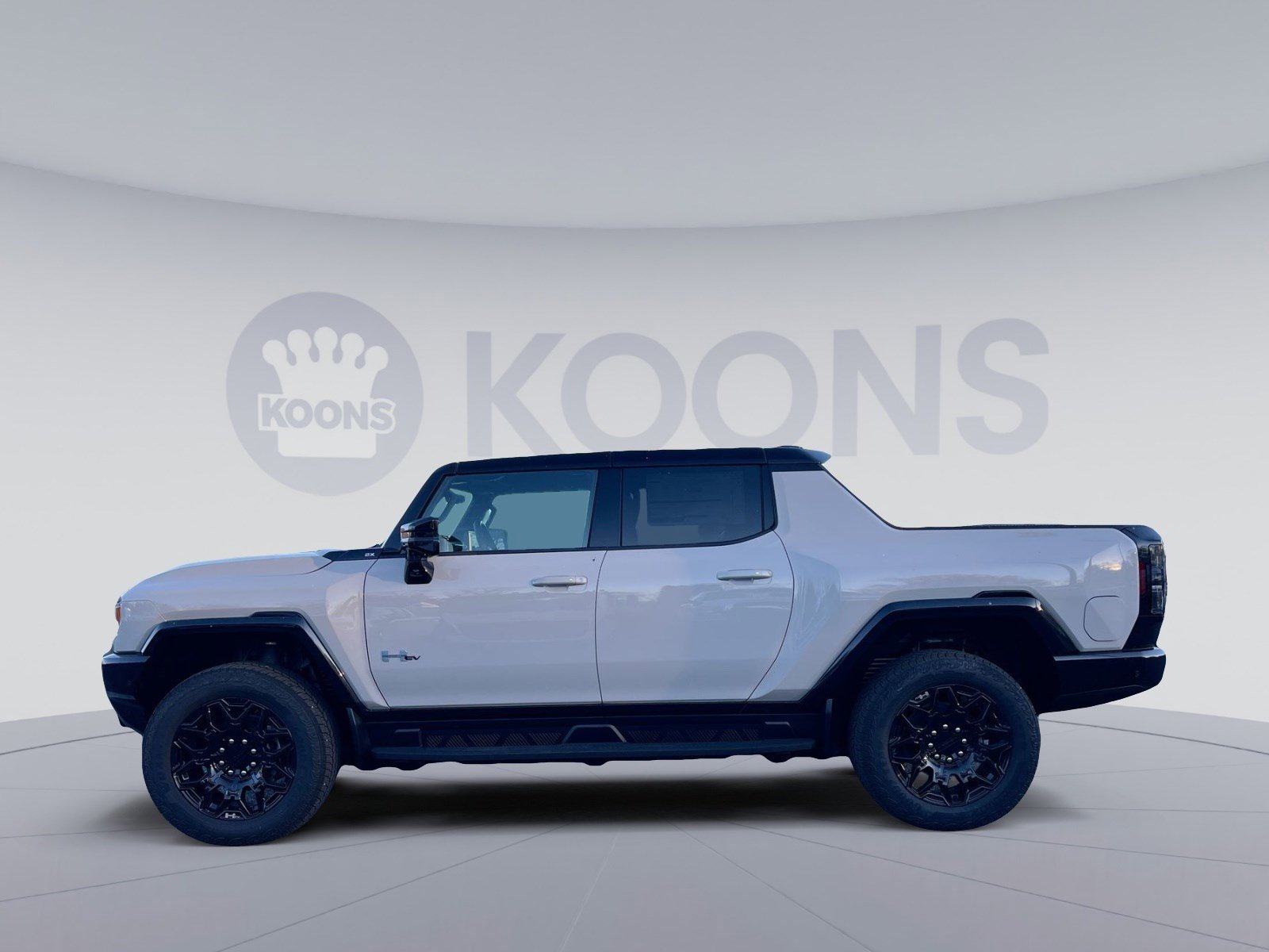 New 2026 GMC Hummer EV 4x4 Crew Cab image 2