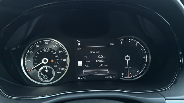 Used 2023 Genesis GV70 3.5T Sport w/ Sport Advanced Package AWD/4WD image 13