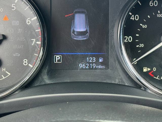 Used 2020 Nissan Rogue SV FWD image 26