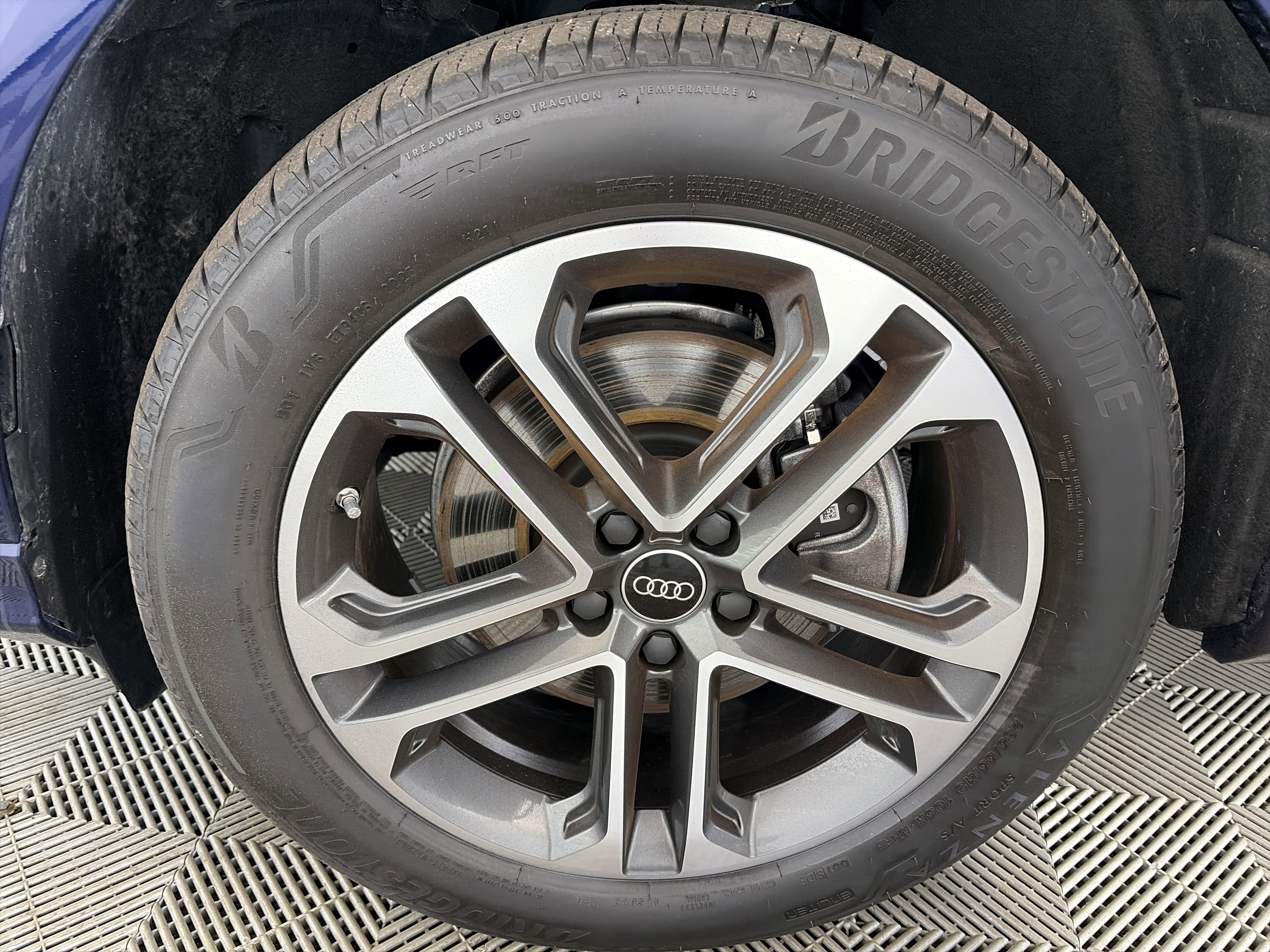 Used 2025 Audi Q5 Premium Plus w/ Premium Plus image 13