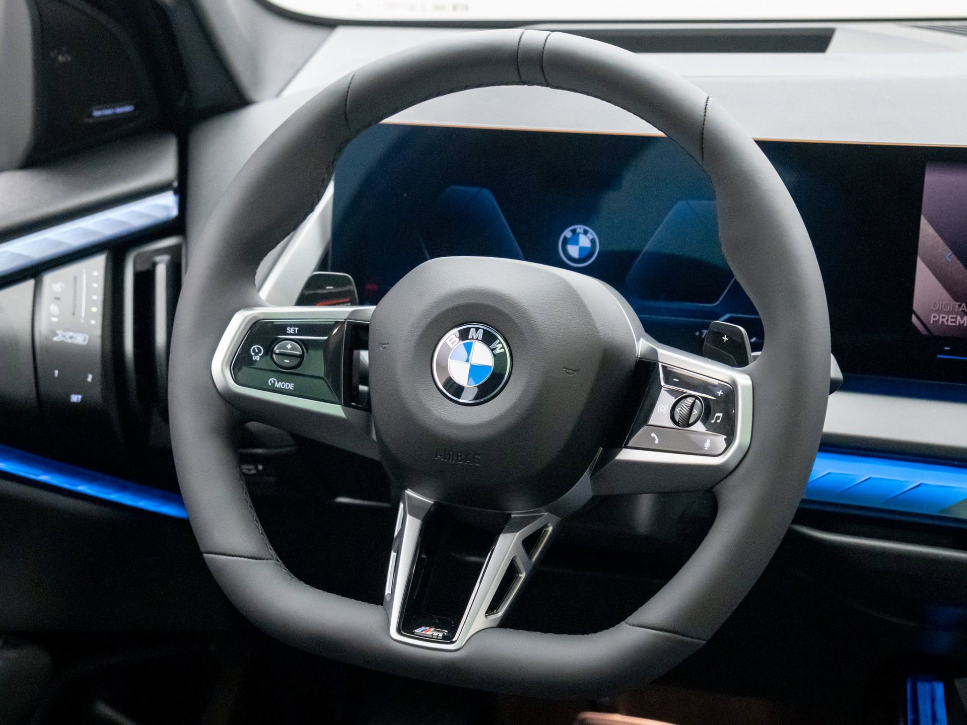 Certified 2025 BMW X3 xDrive30i w/ Premium Package image 11