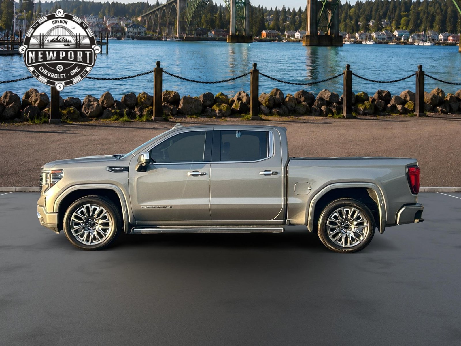Used 2023 GMC Sierra 1500 Denali Ultimate AWD/4WD image 2