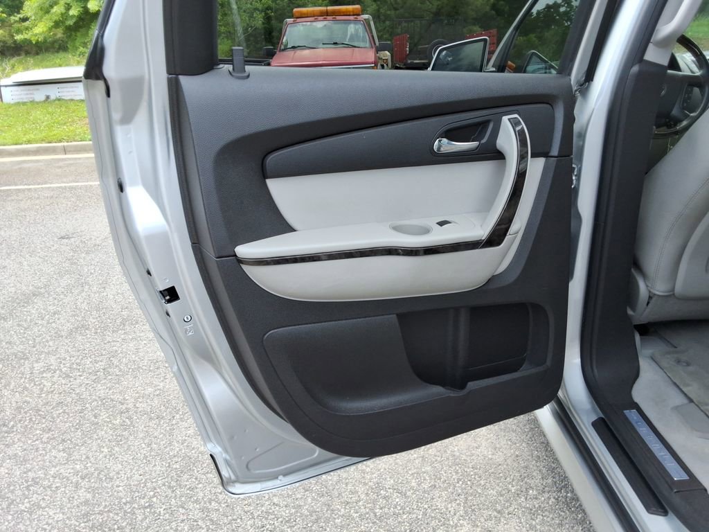 Certified 2012 GMC Acadia Denali FWD image 17