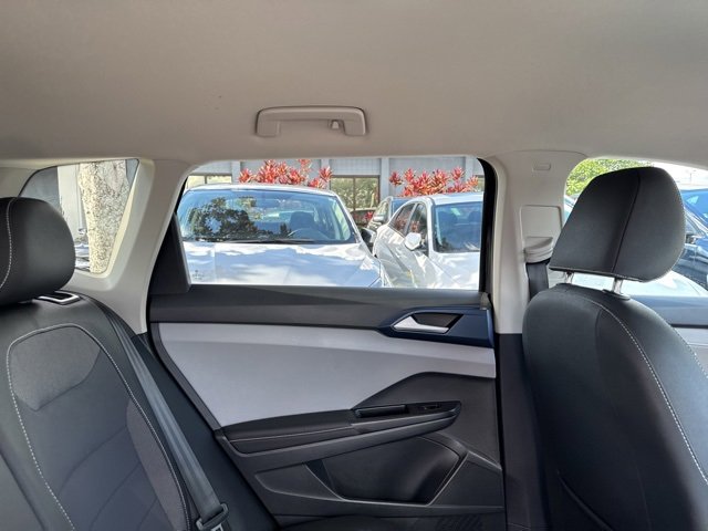 Used 2024 Volkswagen Taos SE image 14