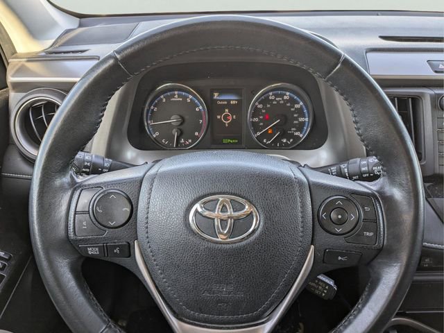 Used 2016 Toyota RAV4 Limited FWD image 27