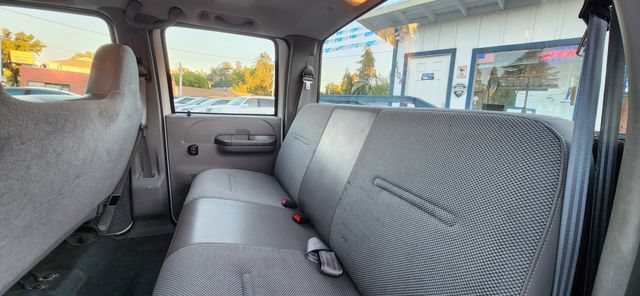 Used 2004 Ford F350 XL RWD image 10