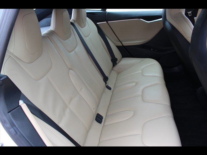 Used 2015 Tesla Model S 85D AWD/4WD image 17