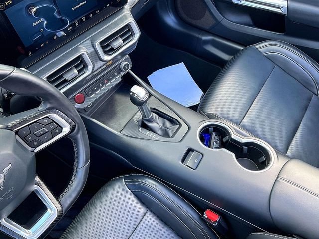 Used 2025 Ford Mustang Premium RWD image 15